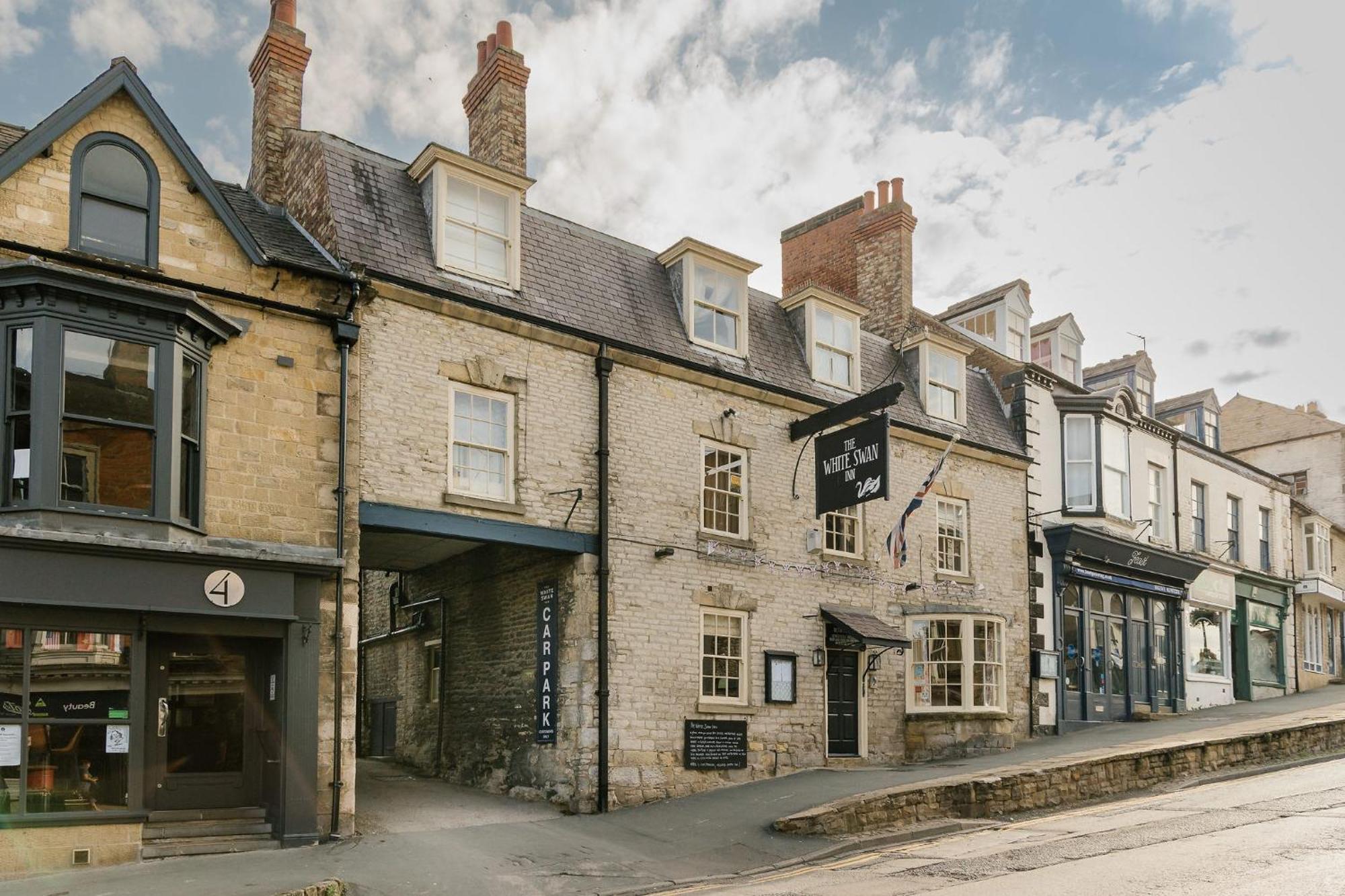 The White Swan Inn Pickering Exterior photo